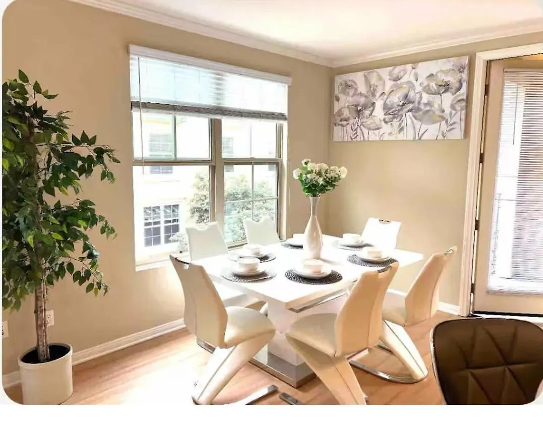 The Reve Appartment Marina 2 Bedrooms With Swimming Pool Free Parking Los Angeles